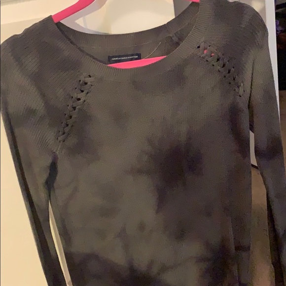 Sweater - Picture 3 of 3